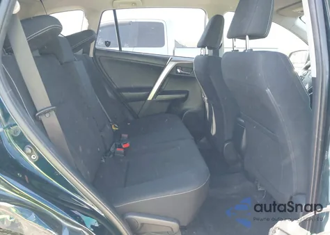 2018 Toyota Rav4 Xle z USA, uszkodzony, nr VIN JTMWFREV2JD131488